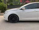 Hyundai Sonata 2010 - Em cần nhượng lại chiếc xe Hyundai Sonata Y20 , đăng ký lần đầu 31/12/2010