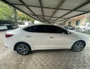 Hyundai Elantra 2022 - Hyundai Elantra 2022 Trắng 25000 km- 495 triệu