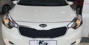 Kia K3 1.6 AT 2016 - Bán Kia K3 1.6 AT đời 2016, màu trắng, giá tốt giá 669 triệu tại TT - Huế