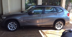 BMW X1 2.0 2009 - Cần bán BMW X1 2.0 đời 2009, màu xám, giá 800tr giá 800 triệu tại Đắk Lắk
