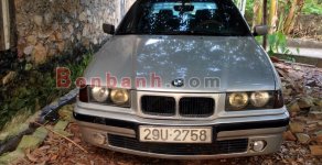 BMW 3 Series 320i 1996 - Gia đình cần bán ô tô BMW 3 Series 320i đời 1996, màu bạc, xe nhập, 135 triệu giá 135 triệu tại Bắc Giang