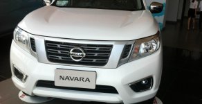 Nissan Navara NP300 2015 - Cần bán xe Nissan Navara NP300 đời 2016, màu trắng, nhập khẩu nguyên chiếc, giá 625tr giá 625 triệu tại Hà Nội