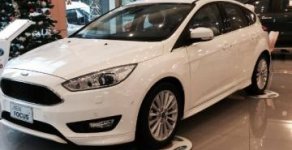 Ford Focus 2016 - Cần bán Ford Focus sản xuất 2016, màu trắng giá 770 triệu tại Hà Nam