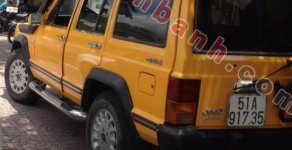 Jeep Cherokee 1998 - Cần bán Jeep Cherokee đời 1998, màu vàng, xe nhập, giá chỉ 170 triệu giá 170 triệu tại Tp.HCM