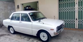 Bán xe cũ Mazda 1200 đời 1980, màu trắng chính chủ, giá chỉ 39 triệu giá 39 triệu tại Bình Dương