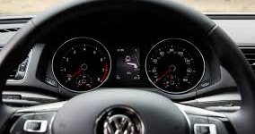 Volkswagen Passat GP 2016 - Volkswagen Passat 1.8L GP đời 2016, màu xanh lam, nhập Đức. Tặng 149 triệu tiền mặt - LH Hương 0902608293 giá 1 tỷ 599 tr tại Tây Ninh