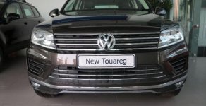 Cần bán Volkswagen Touareg đời 2015, màu nâu giá 2 tỷ 745 tr tại Tp.HCM