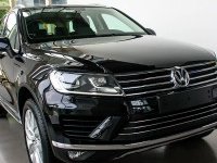 Volkswagen Touareg 2016 - Bán xe Volkswagen Touareg GP đời 2016, màu vàng cát, dòng SUV nhập Đức giá 2 tỷ 600 tr tại Đắk Lắk