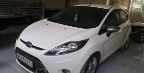 Ford Fiesta S 2013 - Cần bán Ford Fiesta đời 2013, màu trắng, nhập khẩu nguyên chiếc giá 410 triệu tại Tp.HCM