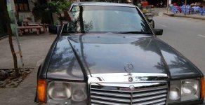 Mercedes-Benz E200   MT 1990 - Cần bán Mercedes E200 MT đời 1990, màu đen số sàn giá 115 triệu tại Tp.HCM