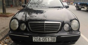 Mercedes-Benz E240 2002 - Cần bán gấp Mercedes-Benz E240 năm 2002, màu đen mới 95%, giá 207tr giá 207 triệu tại Hải Dương