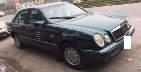 Mercedes-Benz E230 1997 - Cần bán Mercedes E230 1997, màu xanh, nhập khẩu nguyên chiếc, 160tr giá 160 triệu tại Hải Dương
