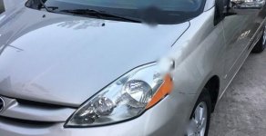 Toyota Sienna 2005 - Cần bán lại xe Toyota Sienna đời 2005, màu xám, nhập khẩu nguyên chiếc xe gia đình giá 640 triệu tại Khánh Hòa