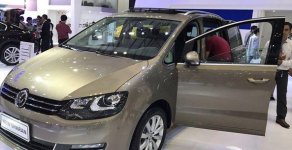 Volkswagen Sharan   2016 - Bán ô tô Volkswagen Sharan năm 2016, màu xám giá 1 tỷ 900 tr tại Hà Nội