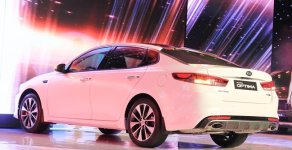 Kia K5 2.0 GAT 2017 - Cần bán Kia Optima K5 2017, xe thể thao hạng sang, màu trắng, giá chỉ 824 triệu giá 824 triệu tại Hà Nội