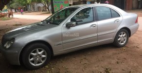 Mercedes-Benz C200 2001 - Bán Mercedes-Benz C200 năm 2001 màu bạc, giá chỉ 185 triệu, nhập khẩu nguyên chiếc giá 185 triệu tại Hải Dương