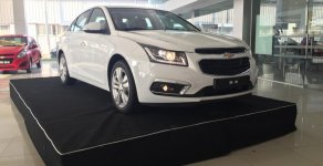 Chevrolet Cruze LTZ 1.8L 2017 - Chevrolet Cruze 1.8 LTZ giảm giá tới 60tr trong tháng, đủ màu, giao xe ngay, hỗ trợ hồ sơ khó toàn quốc giá 699 triệu tại Lạng Sơn