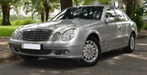 Mercedes-Benz E200   2004 - Bán Mercerdes E200 SX 2004, ĐKLĐ 2006, xe đi được 86.000km giá 383 triệu tại Tp.HCM