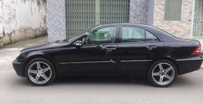 Mercedes-Benz C200 2004 - Cần bán Mercedes đời 2004, màu đen, nhập khẩu chính hãng số tự động giá 285 triệu tại Tp.HCM