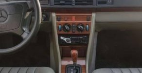 Mercedes-Benz E230   1997 - Bán ô tô Mercedes E230 đời 1997, giá tốt giá 155 triệu tại Hà Nội