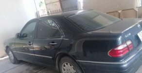 Mercedes-Benz E230   1999 - Bán xe cũ Mercedes E230 năm 1999, 250tr giá 250 triệu tại Tp.HCM