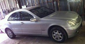 Mercedes-Benz E class 2003 - Bán xe Mercedes sản xuất 2003, xe còn sử dụng rất tốt giá 310 triệu tại Đồng Tháp