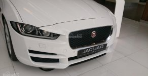 Jaguar XF 2017 - Bán xe sedan hạng sang, bán Luxury Jaguar XF Pure -2017 màu trắng, xe giá tốt- gọi 0918842662 giá 2 tỷ 199 tr tại Tp.HCM