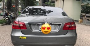 Mercedes-Benz E250 2011 - Cần bán xe Mercedes năm 2011, màu xám chính chủ giá 1 tỷ 100 tr tại Tp.HCM