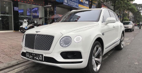 Bentley First Edition 2017 - Bentley Bentayga First Edition 2017 màu trắng giá 8 tỷ 900 tr tại Hà Nội
