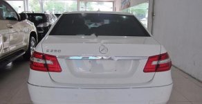 Mercedes-Benz E250 2013 - Bán Mercedes E250 đời 2013, màu trắng chính chủ giá 1 tỷ 195 tr tại Hà Nội