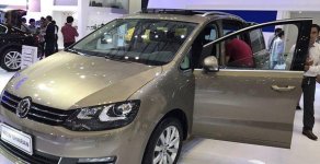 Volkswagen Sharan 2017 - Bán Volkswagen Sharan đời 2017, nhập khẩu nguyên chiếc giá 1 tỷ 900 tr tại Hà Nội