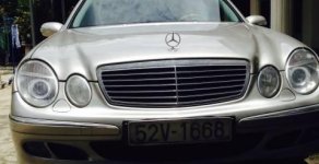 Mercedes-Benz E240 2002 - Cần bán lại xe Mercedes E240 đời 2002, màu vàng còn mới, 310 triệu giá 310 triệu tại Tp.HCM