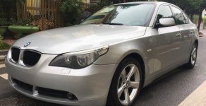 BMW 5 Series 520i 2004 - Xe BMW 5 Series 520i sản xuất 2004, màu bạc, nhập khẩu số sàn giá 408 triệu tại Hà Nội