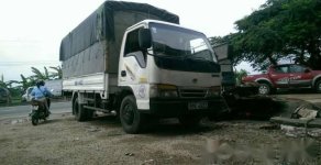 Xe tải 2,5 tấn - dưới 5 tấn 2010 - Bán Chiến Thắng xe tải 2,5 tấn đời 2010, màu trắng giá 80 triệu tại Vĩnh Phúc