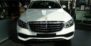 Mercedes-Benz E200 2017 - Cần bán xe Mercedes E200 đời 2017, màu trắng giá 2 tỷ 59 tr tại Hà Nội