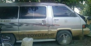 Toyota Van  MT 1986 - Bán ô tô Toyota Van MT đời 1986, màu bạc đã đi 500000 km giá 50 triệu tại Đồng Nai