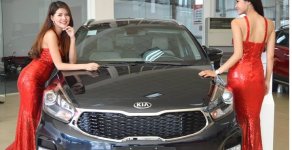 Kia Rondo 2.0 GMT Facelift 2018 - Cần bán gấp xe Kia Rondo đời 2018, xe mới 100%. Xe đẹp, giá cả cạnh tranh giá 609 triệu tại Long An