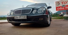 Mercedes-Benz E class  E240 2004 - Cần bán Mercedes E240 năm 2004, màu đen, 355 triệu giá 355 triệu tại Bắc Giang