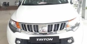 Mitsubishi Triton  GLS 4x4 AT Mivec 2017 - Bán Mitsubishi Triton GLS 4x4 AT Mivec đời 2017, màu trắng giá 739 triệu tại Nam Định