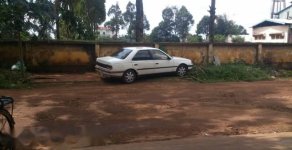 Peugeot 405 1992 - Cần bán xe Peugeot 405 đời 1992, màu trắng, giá 32.5tr giá 32 triệu tại Gia Lai