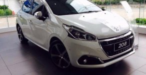 Peugeot 208 Facelift 2015 - Bán xe Peugeot 208 Facelift đời 2015, màu trắng, xe nhập giá 850 triệu tại Tp.HCM