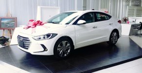 Hyundai Elantra 1.6AT 2017 - Bán xe Hyundai Elantra đời 2018, đủ màu, giá tốt giá 609 triệu tại Quảng Ngãi