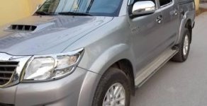 Toyota Hilux G 2014 - Cần bán gấp Toyota Hilux G đời 2014, màu bạc giá 535 triệu tại Nghệ An