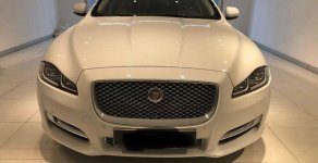 Jaguar XJL XJL 2016 - Bán ô tô Jaguar XJL XJL đời 2016, màu trắng, xe nhập giá 6 tỷ 400 tr tại Tp.HCM