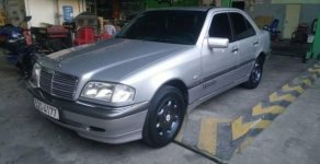 Mercedes-Benz C class C200 Elegane 1999 - Chính chủ bán Mercedes C200 Elegane năm SX 1999, màu bạc giá 186 triệu tại Tp.HCM