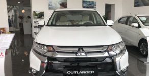 Mitsubishi Outlander Sport  2.0 AT  2018 - Bán Mitsubishi Outlander Sport 2.0 AT năm sản xuất 2018, màu trắng, 940tr giá 940 triệu tại Hà Nội