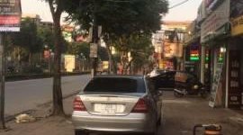 Mercedes-Benz C class  C180K 2004 - Bán xe Mercedes C180K năm sản xuất 2004, màu bạc, nhập khẩu  giá 235 triệu tại Hà Nội