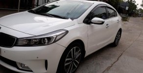 Kia Cerato 2.0 AT 2016 - Cần bán Kia Cerato 2.0 AT năm sản xuất 2016, màu trắng giá 599 triệu tại Ninh Thuận