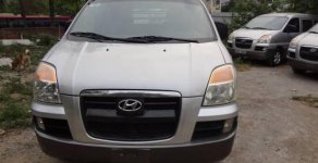 Hyundai Starex   GRX 2004 - Bán Hyundai Starex GRX đời 2004, màu bạc số sàn giá 240 triệu tại Hà Nội