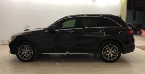 Mercedes-Benz Smart GLC 300 4Matic 2016 - Chính chủ bán Mercedes GLC 300 4Matic năm 2016, màu đen giá 1 tỷ 990 tr tại Tp.HCM